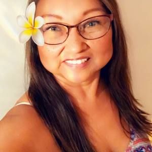 Meet your Posher, Dina